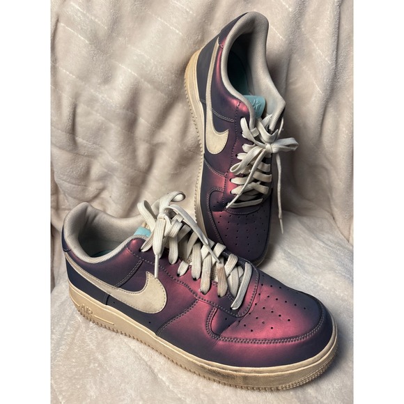 Nike Air Force 1 Low Iridescent Purple Cream Swoosh Athletic Shoes Mens 10 - Picture 1 of 10